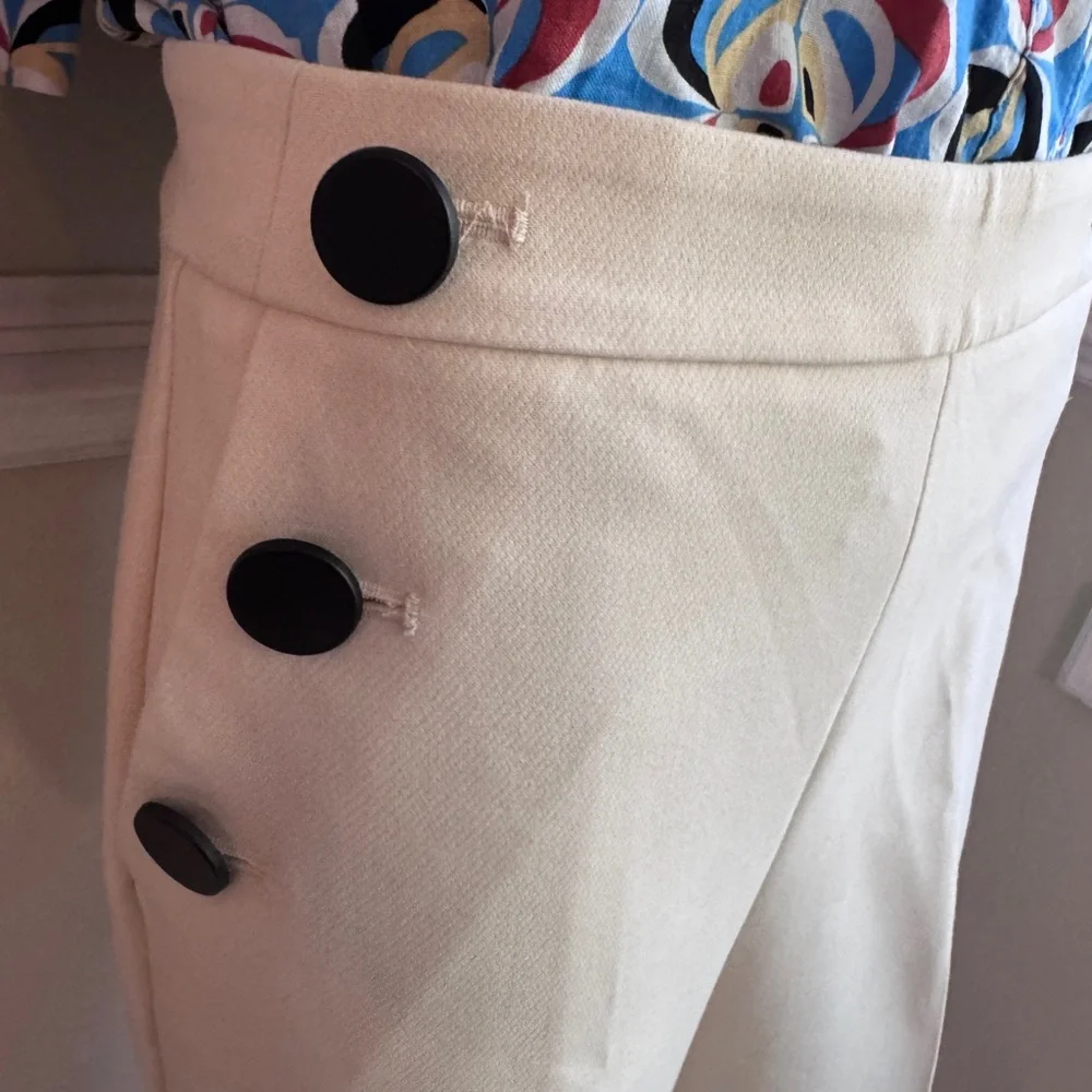 Ann Taylor size 4  Elegant cream Women's Pants - Picture 6 of 8